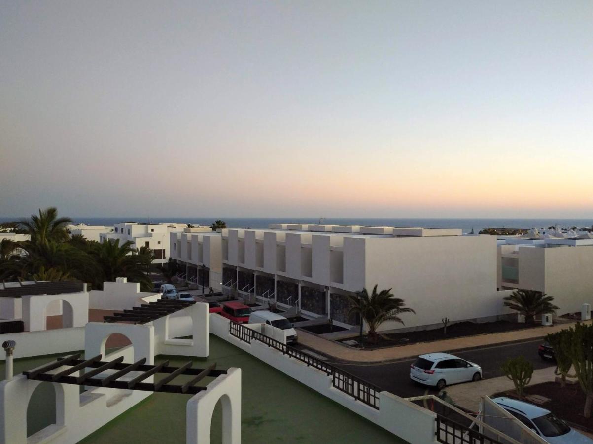 Apartamento Aqua Apt Sunrise & Sea Views Costa Teguise Exterior foto